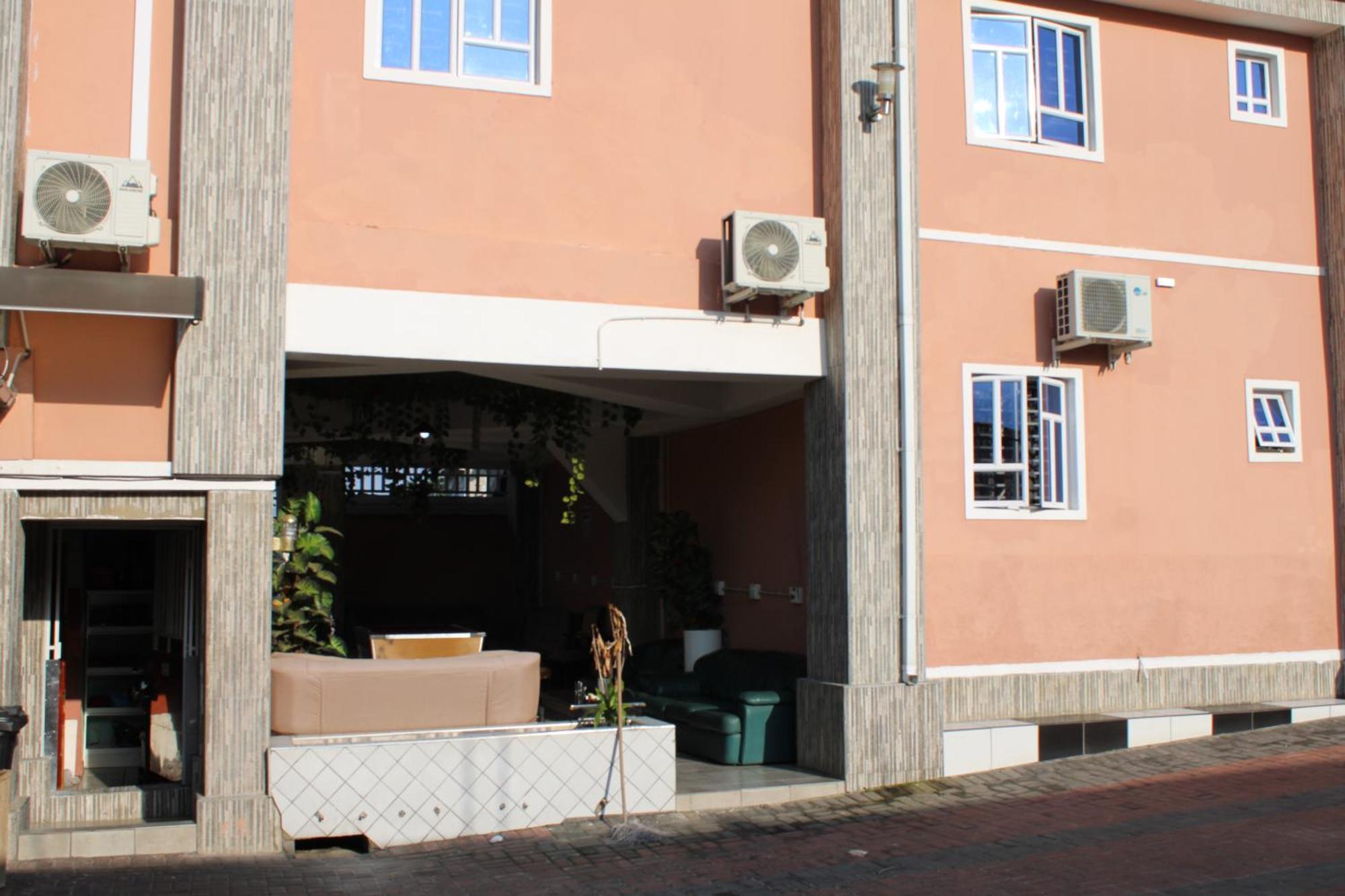 Gold Crown International Hotel Johannesburg Exterior photo